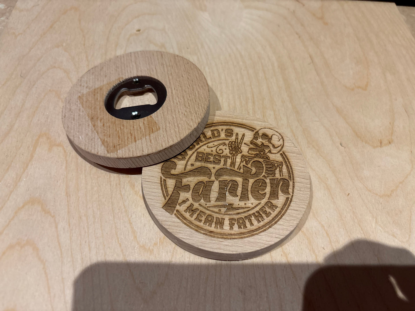 Flesopener/ Onderzetter rond Hout | World’s best Father/Farter