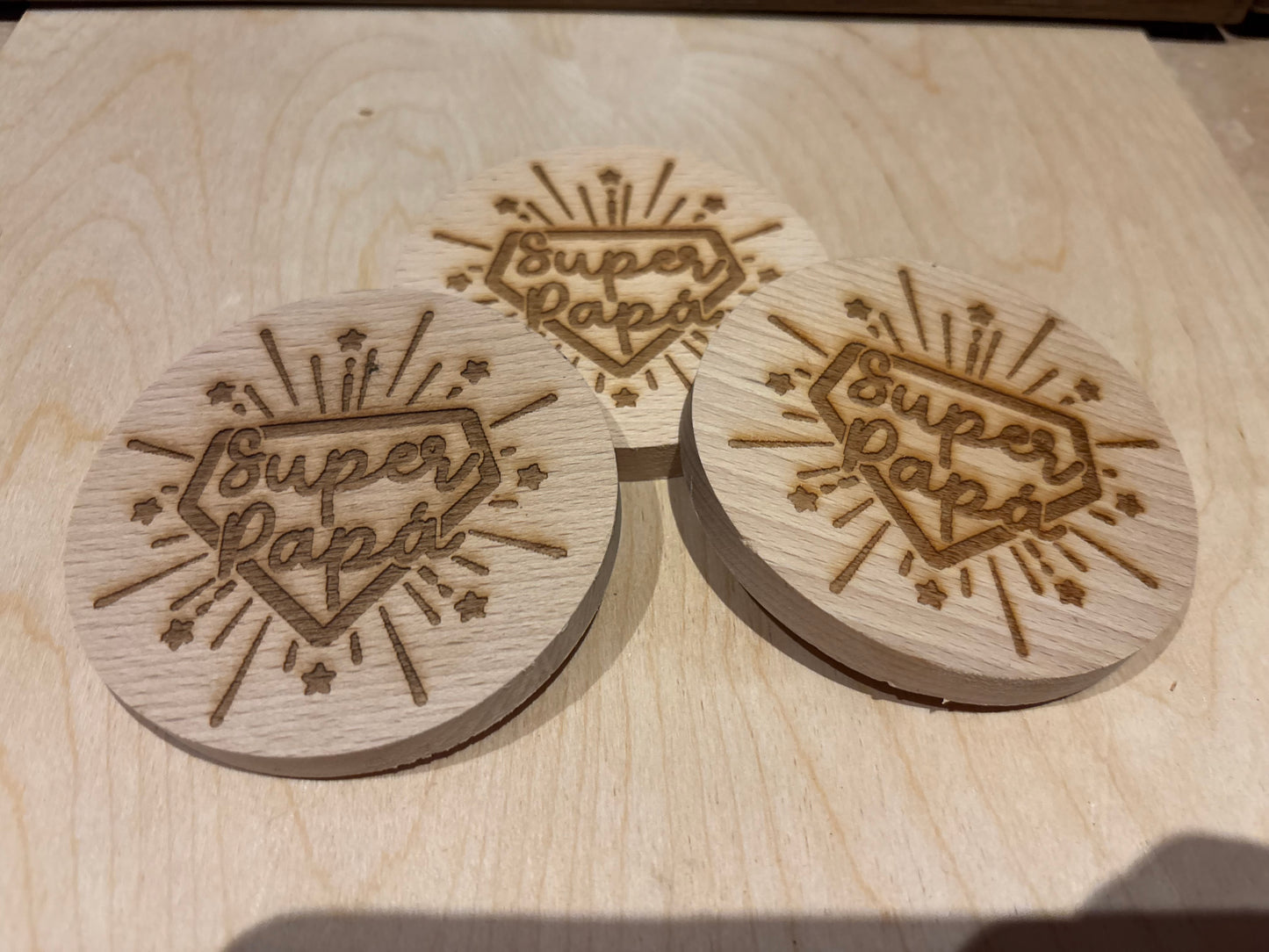 Flesopener/ Onderzetter rond Hout | Super Papa