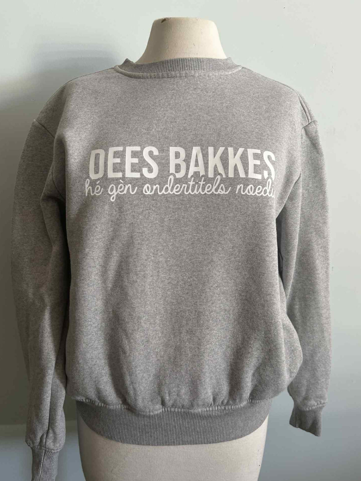 Sweatshirt | Dees bakkes hé gèn ondertitels noedig